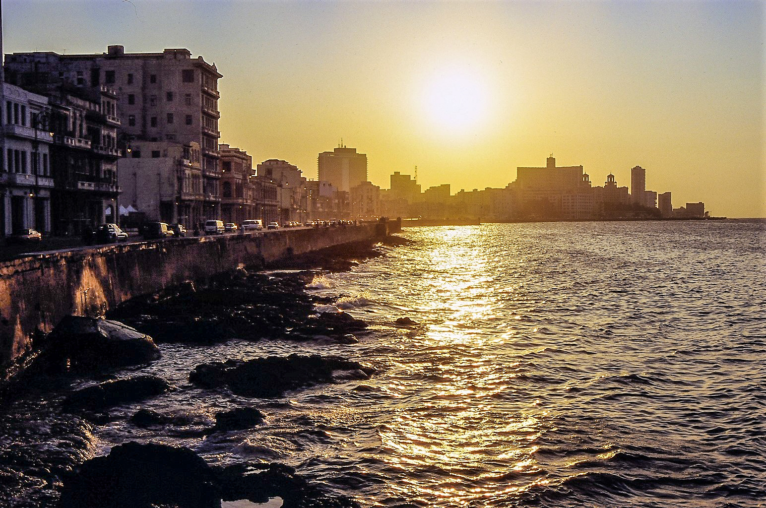 Sonne Malecon Cuba Dia-21-37-col +9Fotos