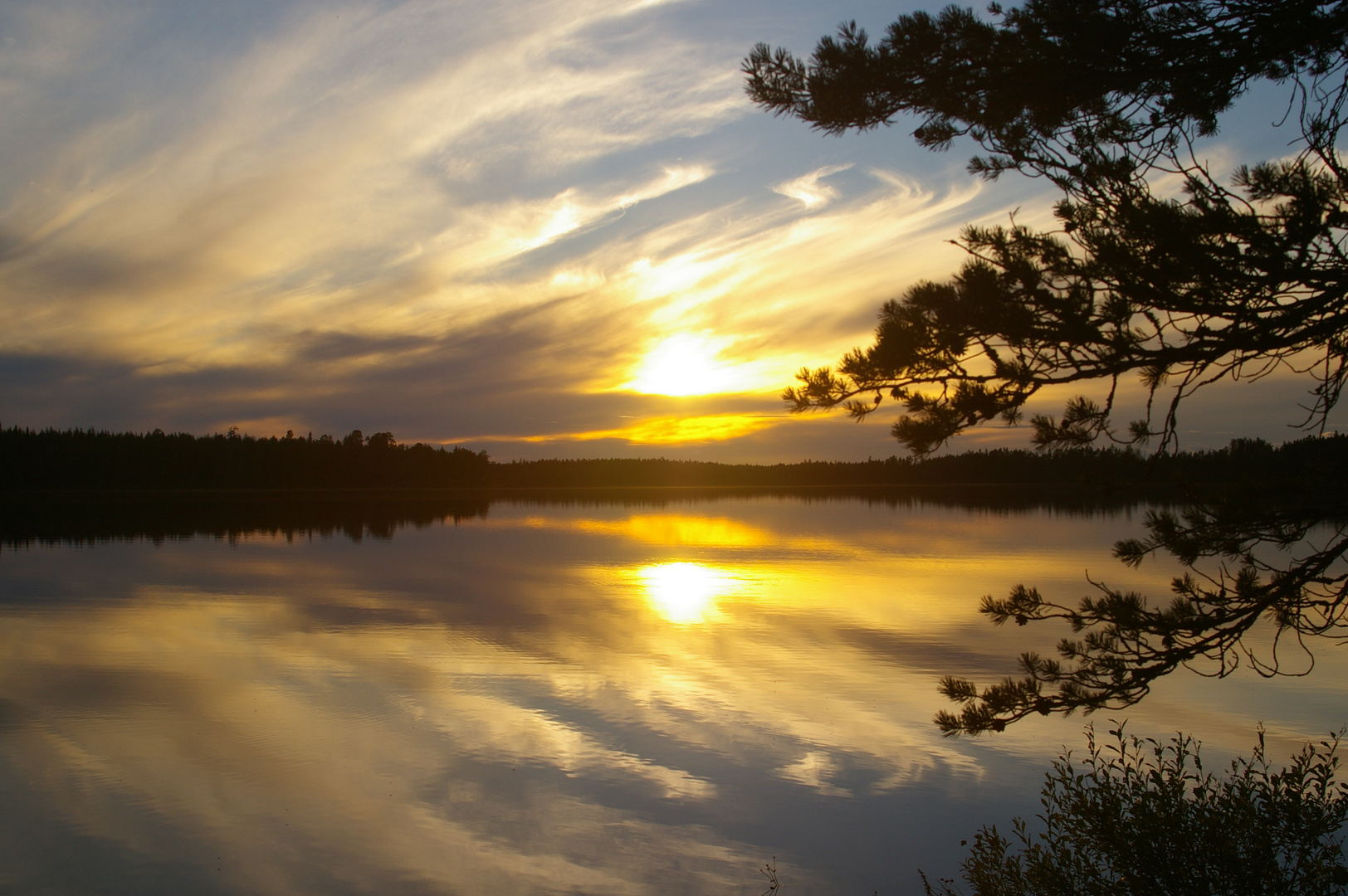 Sonne über dem Kalliojarvi