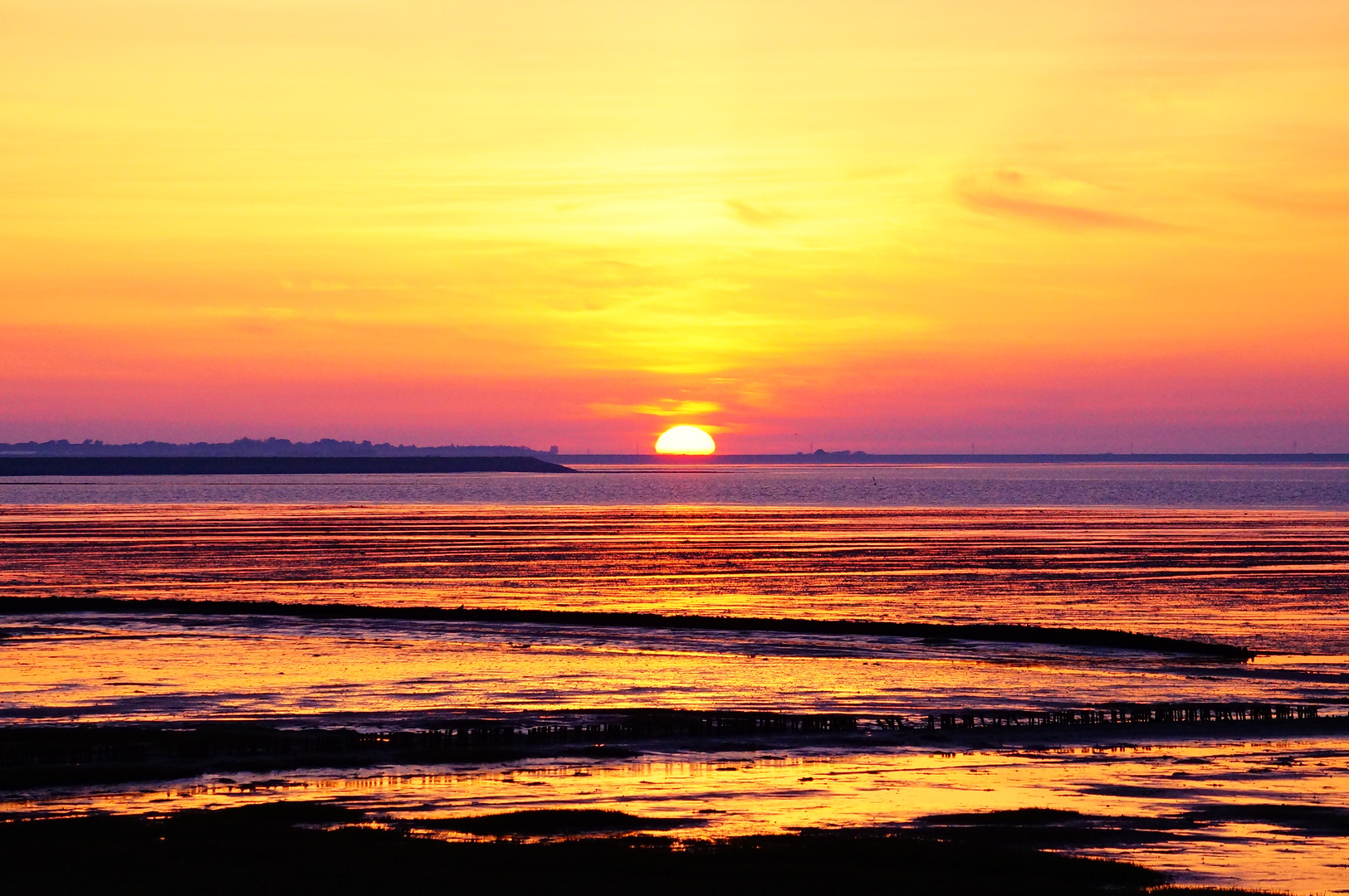 Sonne über dem Meer