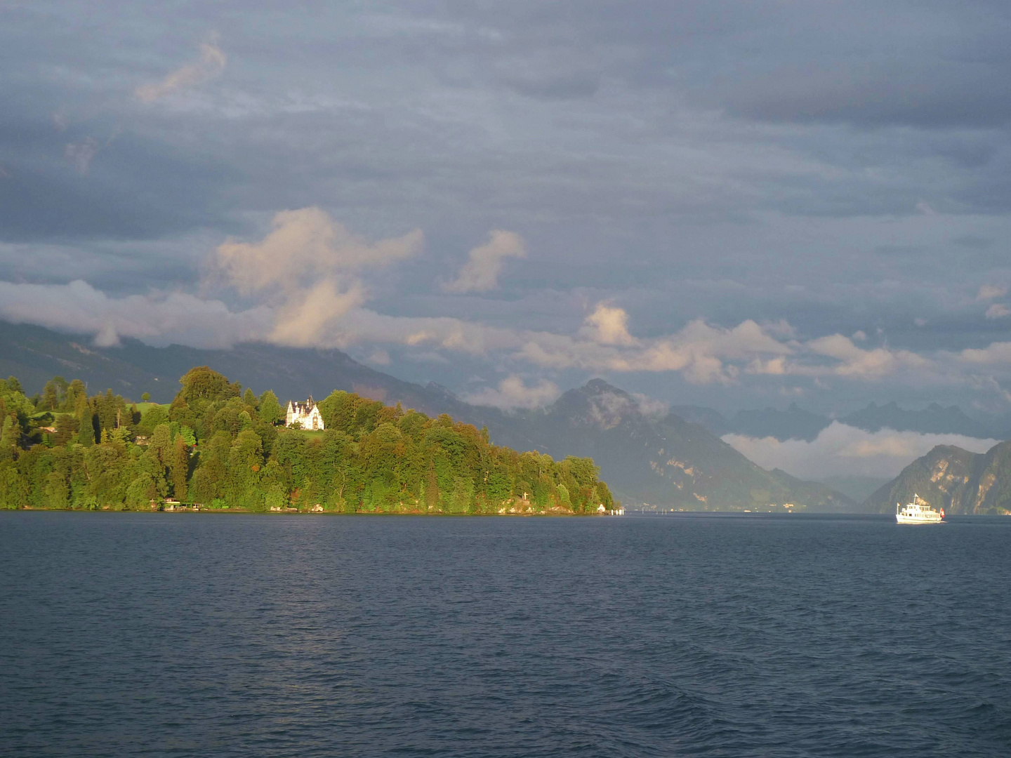 Sonne über dem Meggerhorn ...