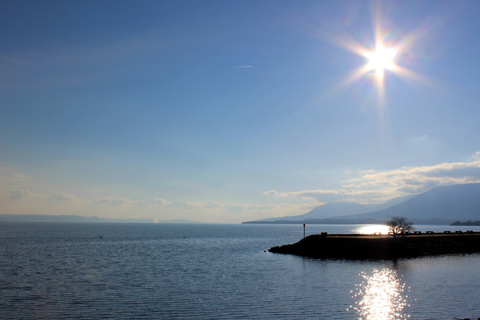 Sonne über dem Neuenburgersee ...