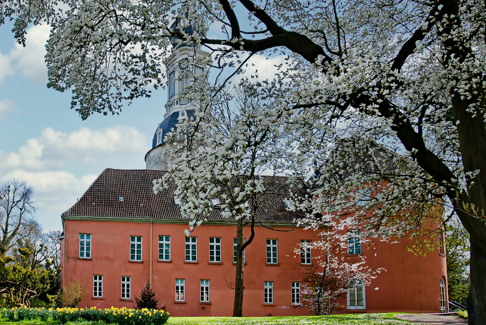 Sonne über dem Schloss zu Jever