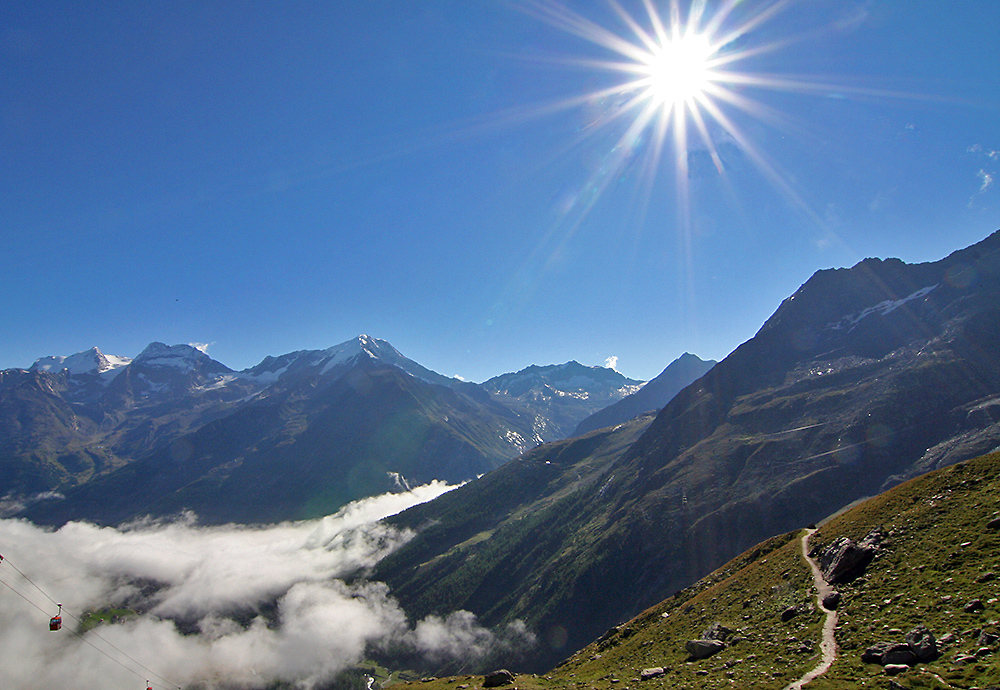 Sonne übere SaasFee und viel Arbeit wenigstens die ...