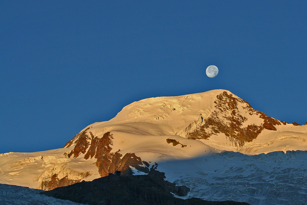 Sonne und Mond gaben alles am Feiertag der Eidgenossen und eine prächtigere Kulisse als den Alphubel