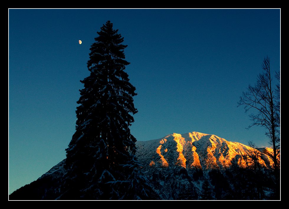 Sonne und Mond überm Unnutz