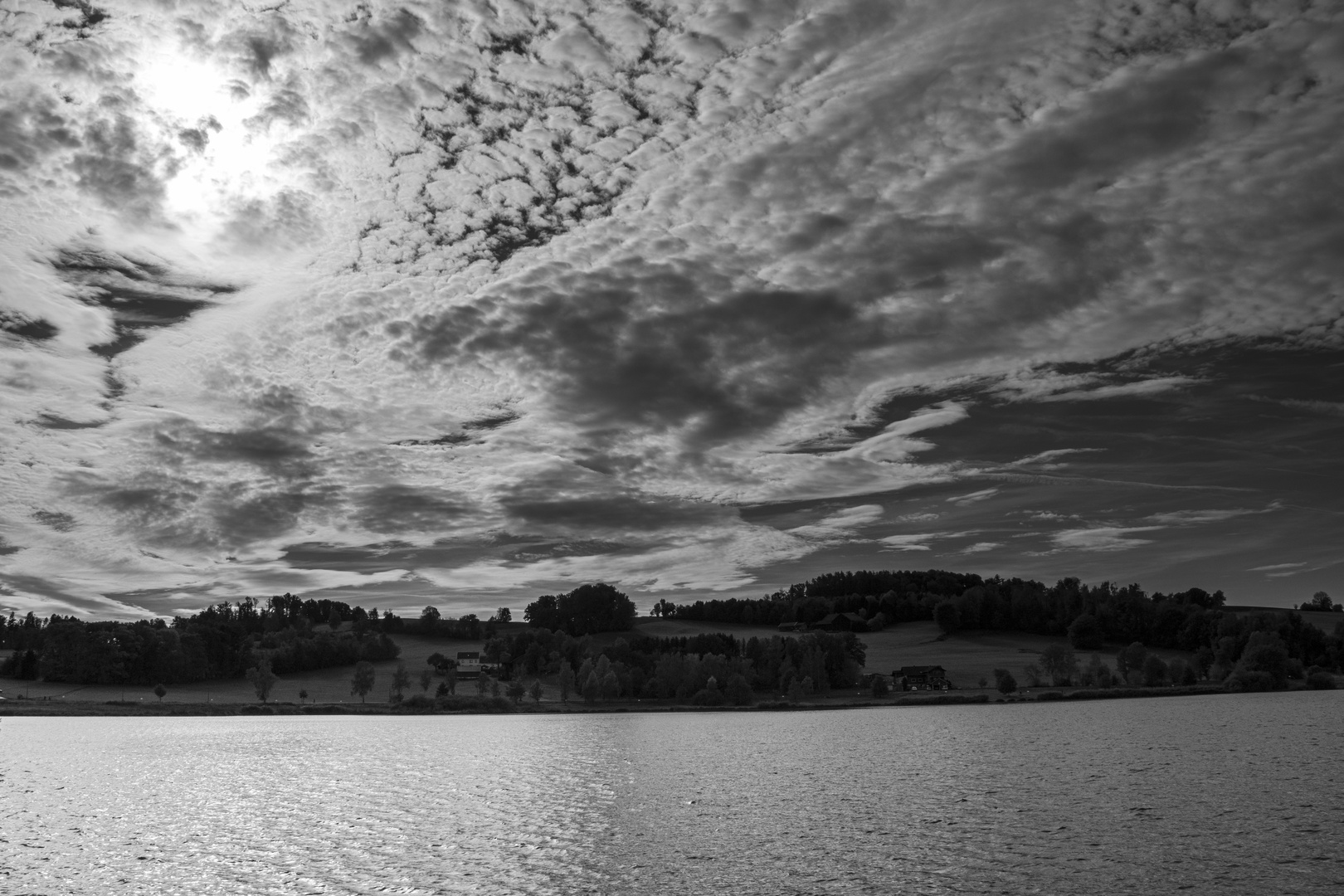 Sonne und Wolken