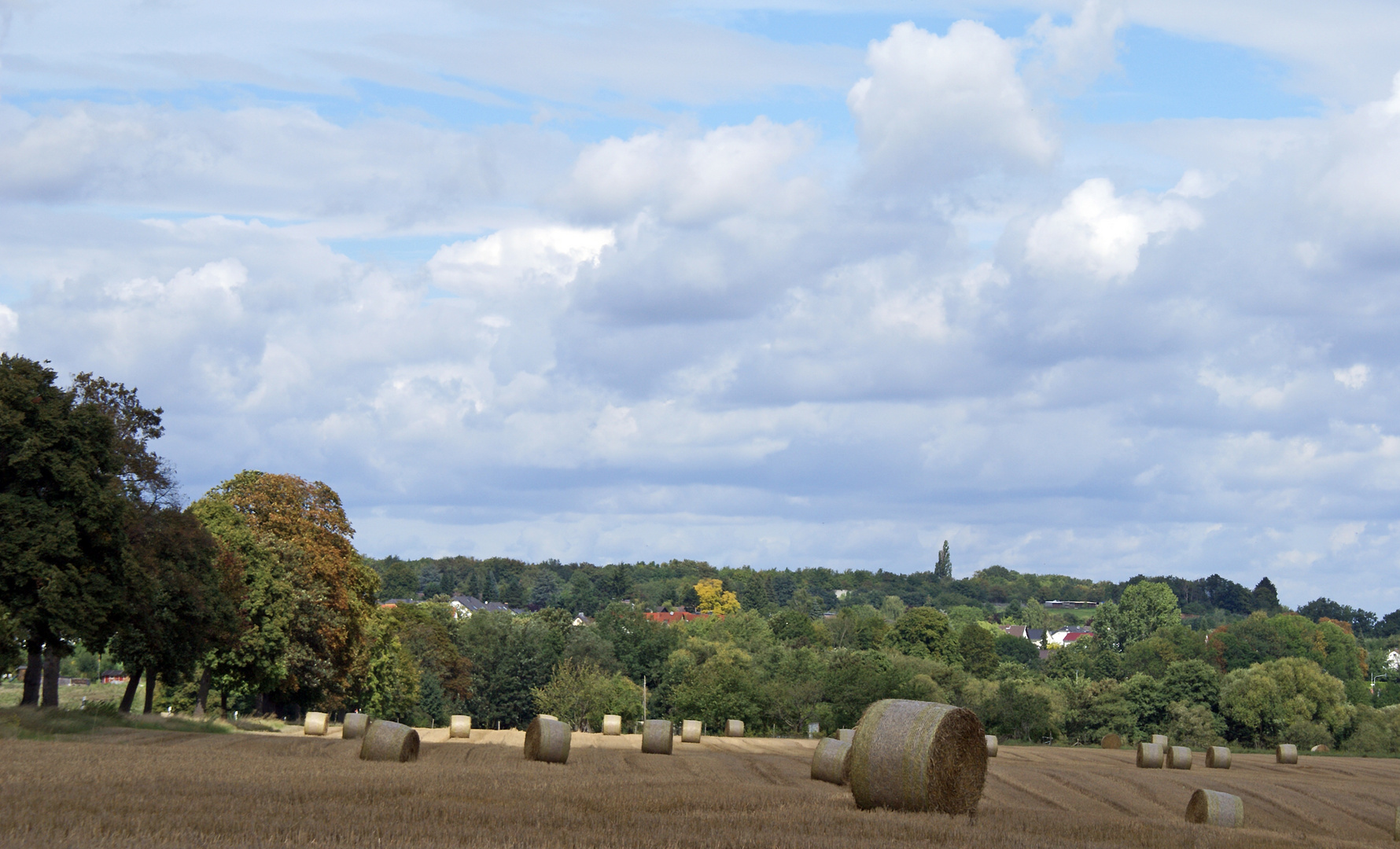 Sonne und Wolken