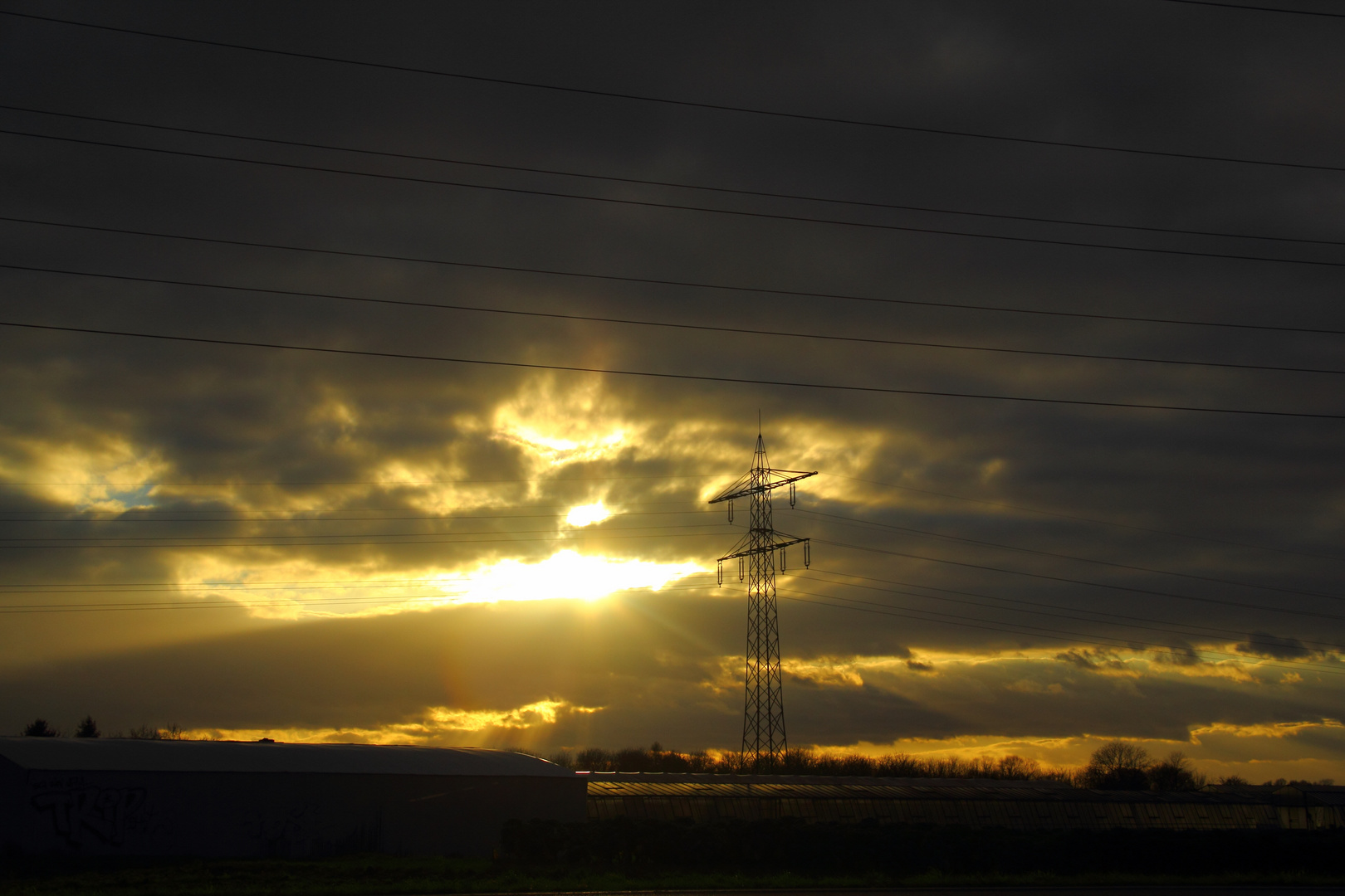 Sonne und Wolken