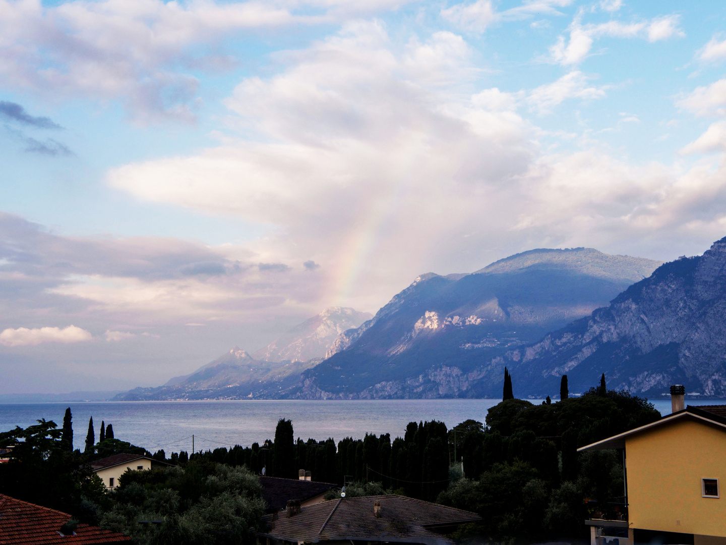 Sonne und Wolken am Gardasee