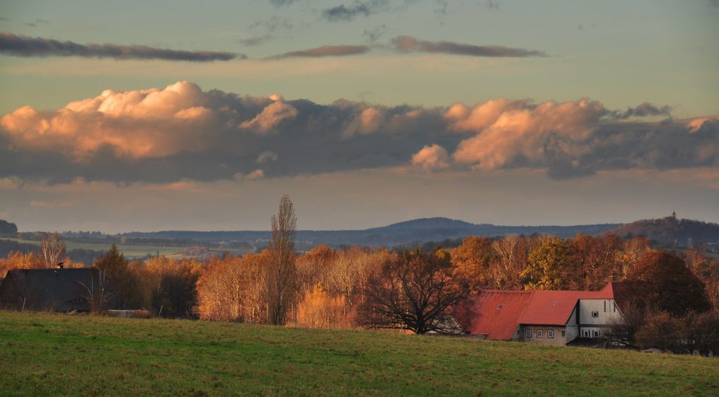 Sonne und Wolken