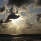 Sonne und Wolken über der Nordsee