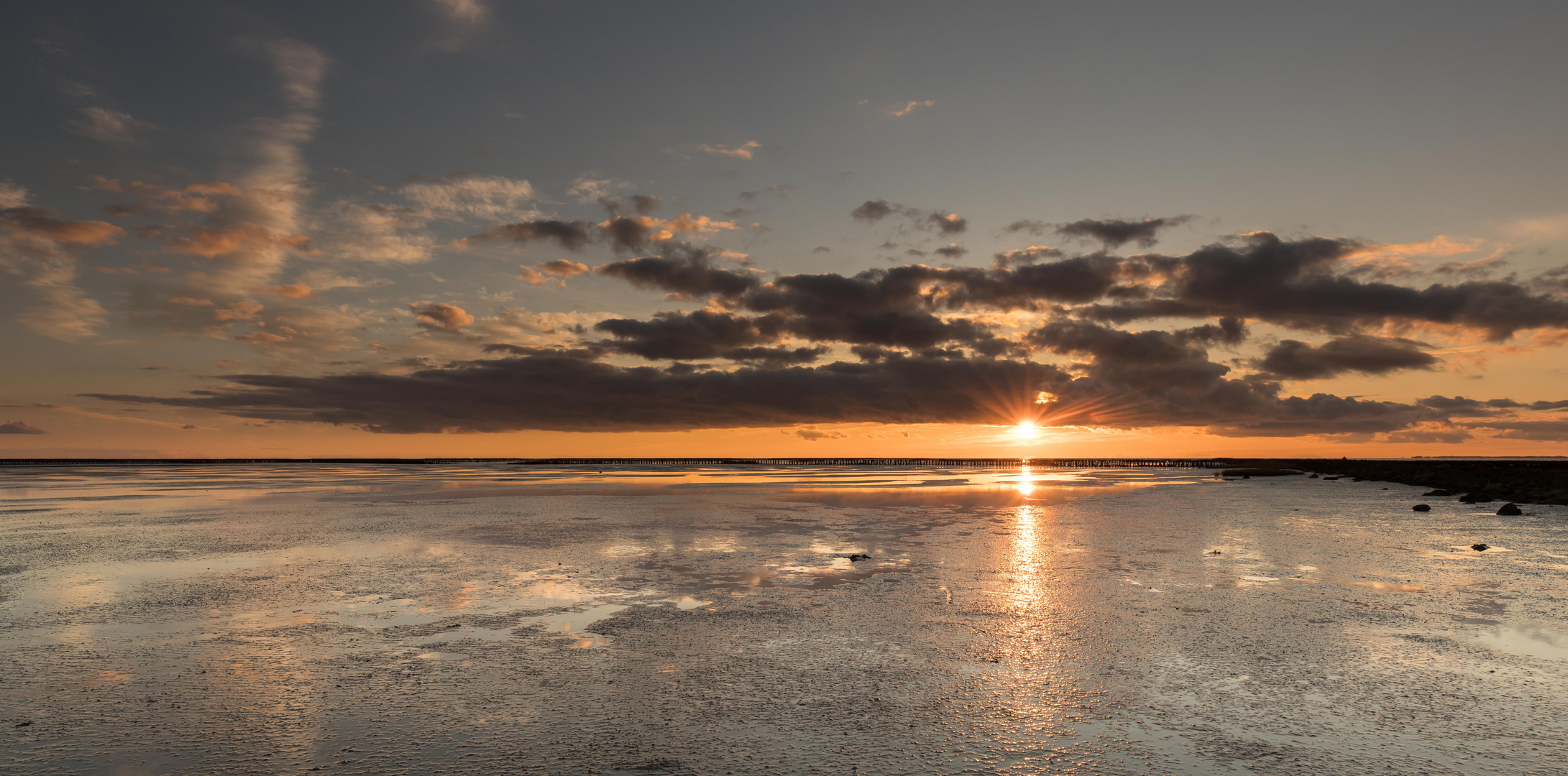 Sonne, Wolken, Wattenmeer