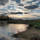 Sonne-Wolkenspiel an der Elbe...