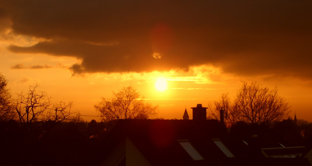 Sonne - Zwischen Himmel & Erde