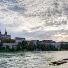 Sonnen-Wolken-Spiel über Basel