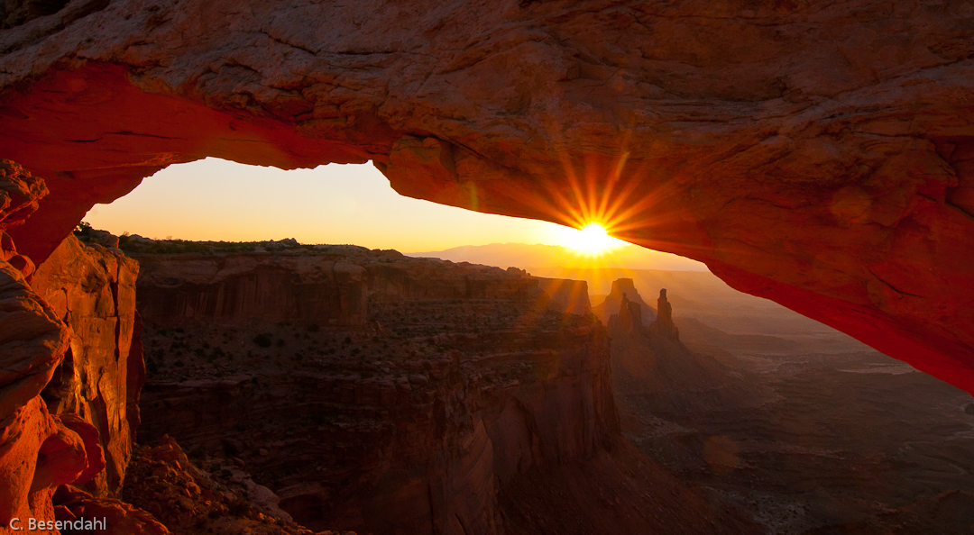 Sonnenaufaufgang am Mesa Arch