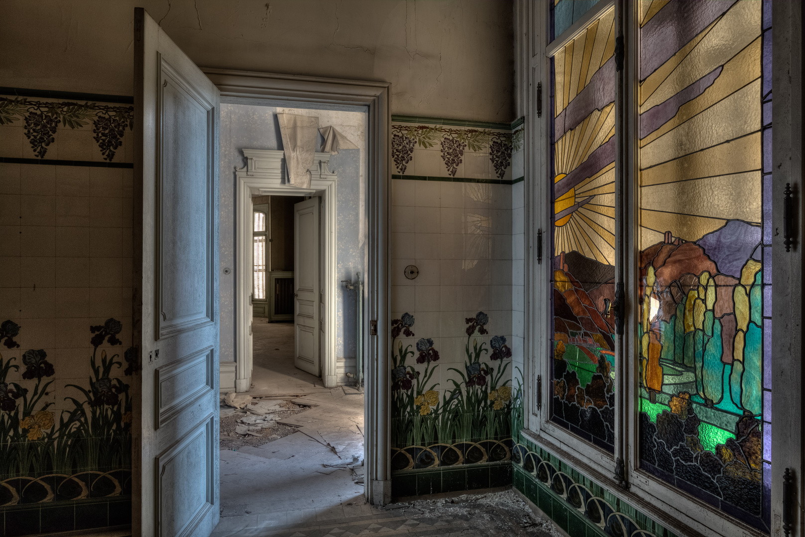 Sonnenaufgang… Foto & Bild marode, fenster, sonne