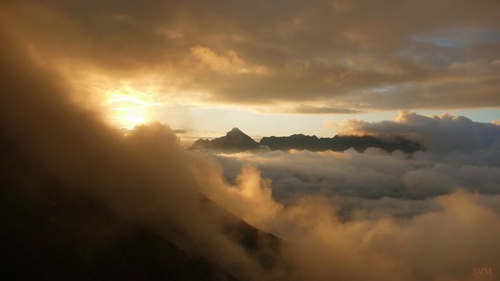 Sonnenaufgang am 24.08.2020 auf der Starkenburger Hütte im Stubaital