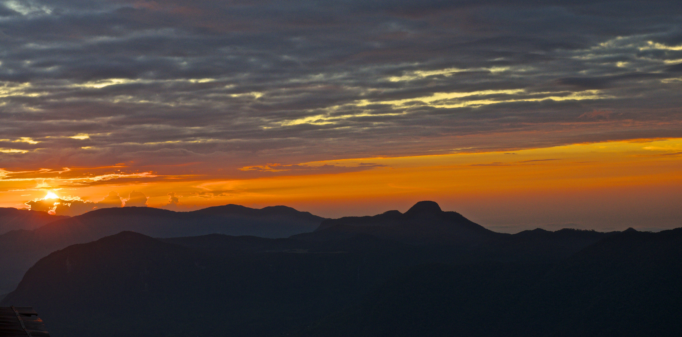 Sonnenaufgang am Adams Peak