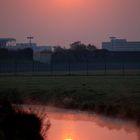 Sonnenaufgang am Airport Bremen