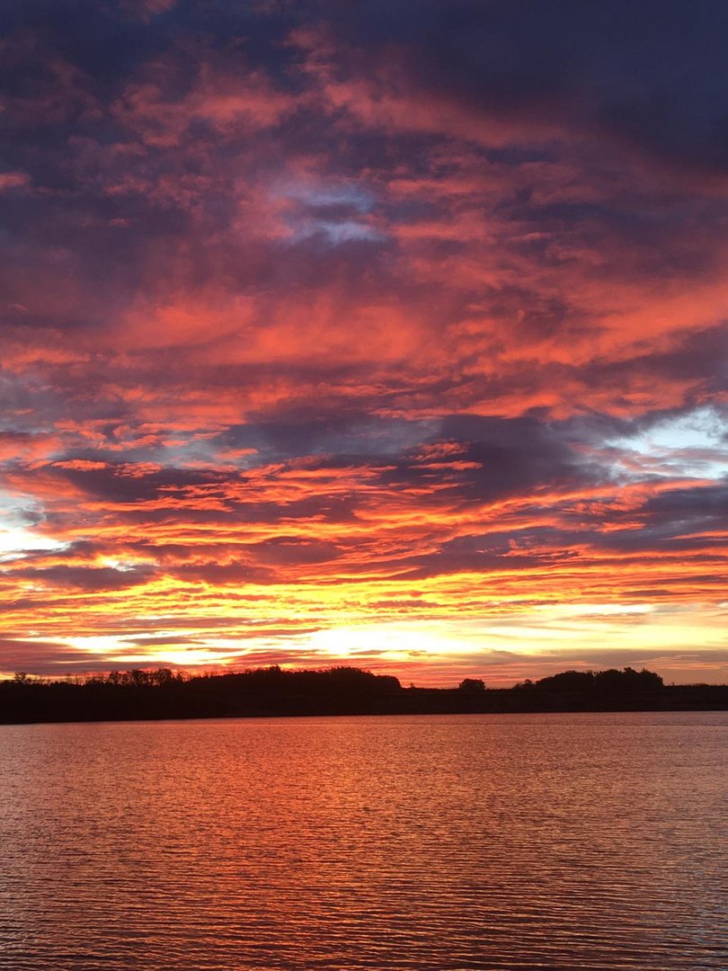 Sonnenaufgang am baggersee