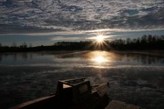 Sonnenaufgang am Baggersee 