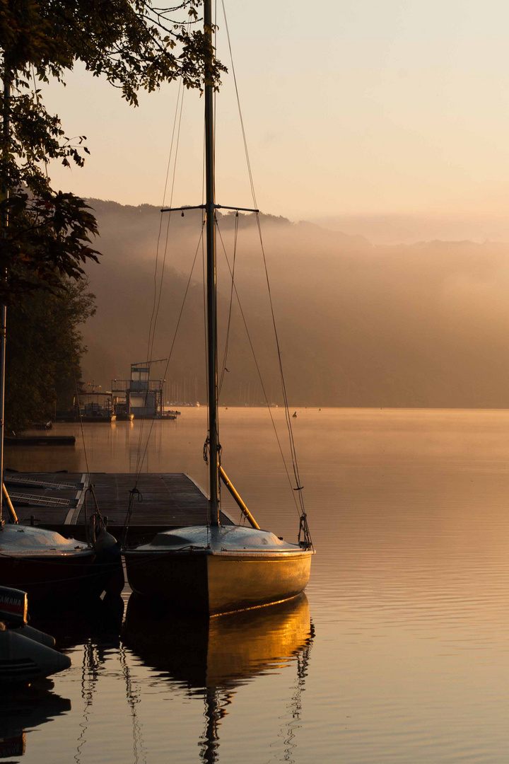 Sonnenaufgang am Baldeneysee