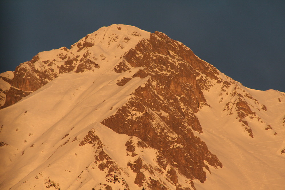 Sonnenaufgang am Berg