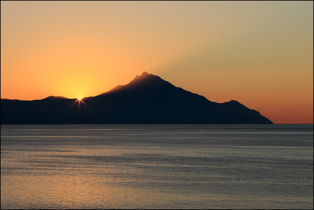 Sonnenaufgang am Berg Athos