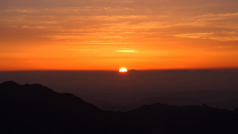 Sonnenaufgang am Berg Sinai