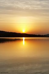 Sonnenaufgang am Bostalsee II