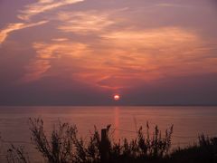 Sonnenaufgang am Brodtener Ufer VI - Ausblick vom Wanderweg oberhalb der Küste