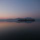 Sonnenaufgang am Chiemsee mit Fraueninsel