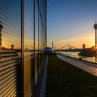 Sonnenaufgang am Düsseldorfer Medienhafen