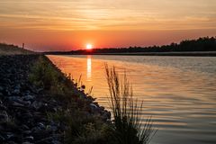 Sonnenaufgang am Elbeseitenkanal