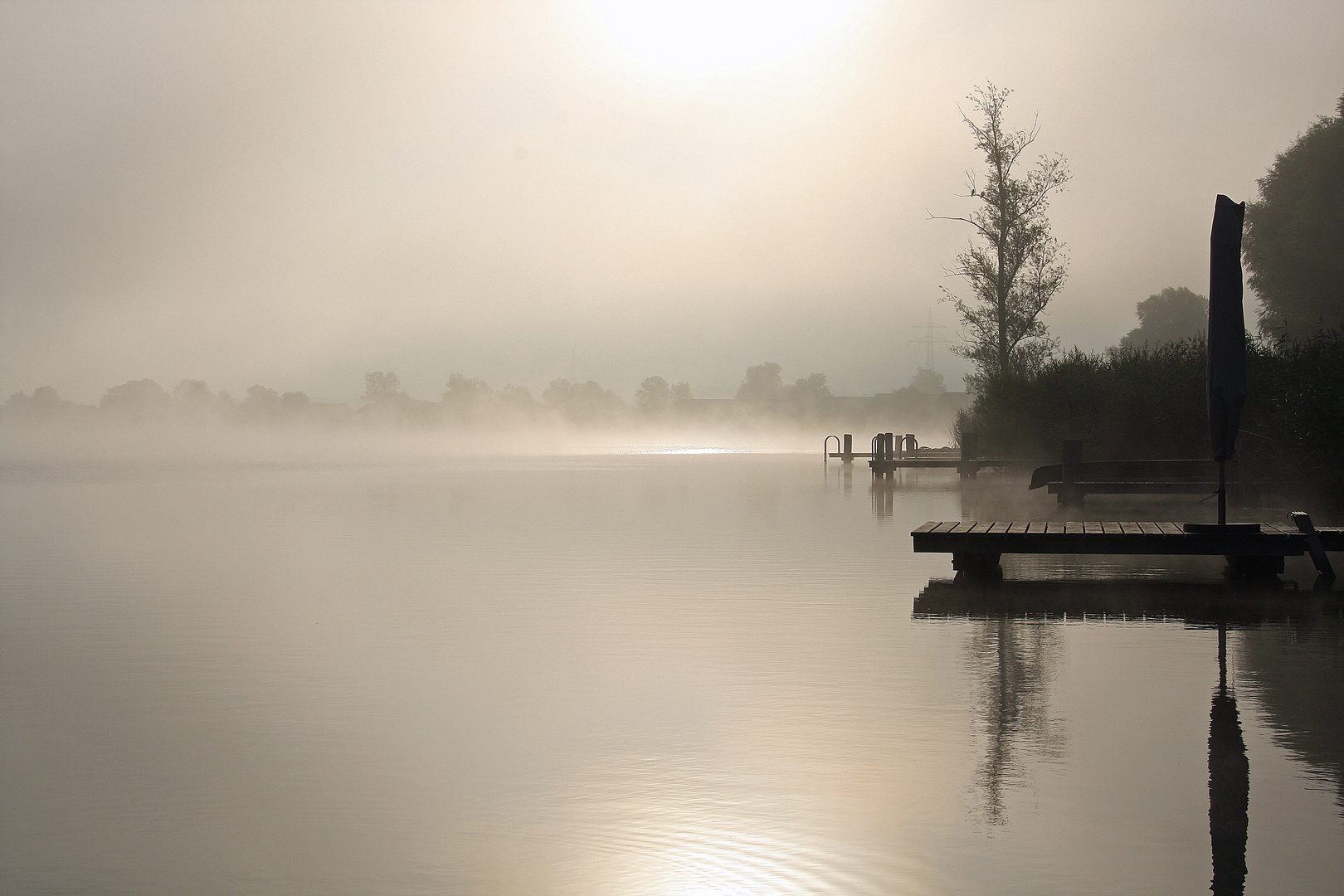 Sonnenaufgang am Erbacher See