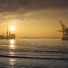 Sonnenaufgang am Fischmarkt in Hamburg 