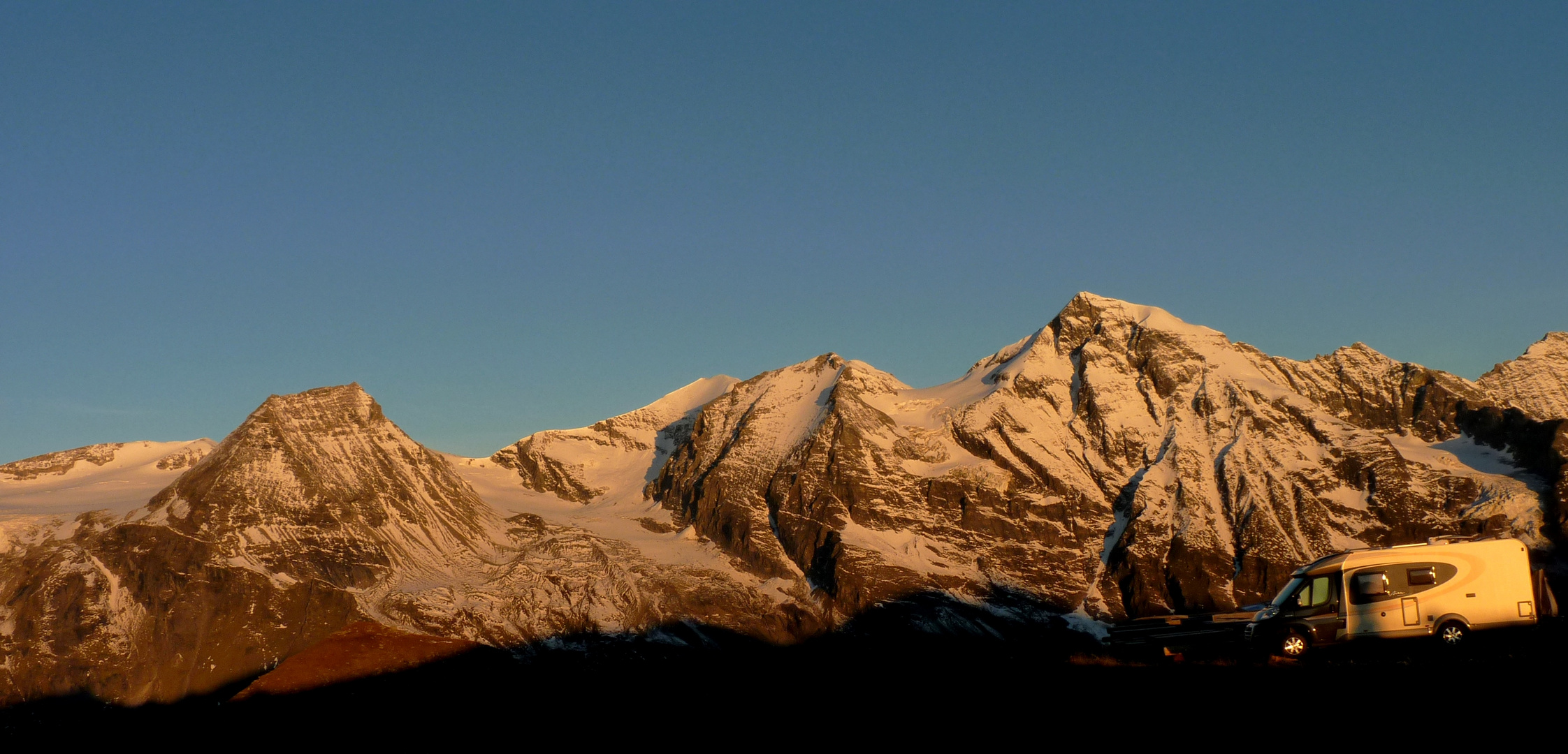 Sonnenaufgang am Fuscher Törl