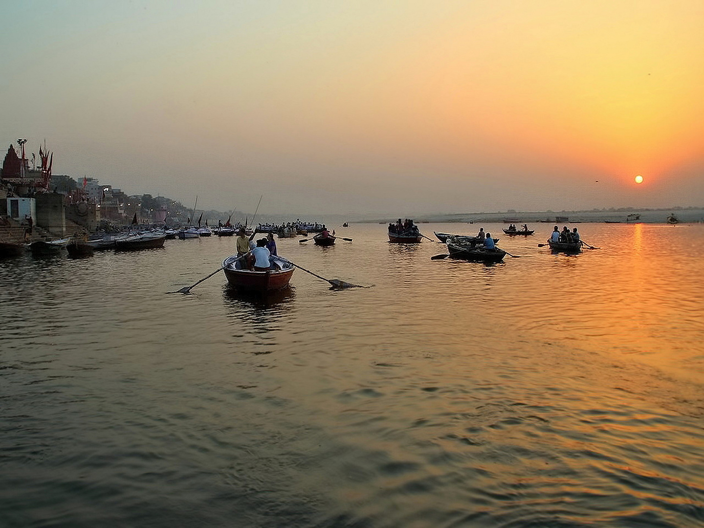 Sonnenaufgang am Ganges