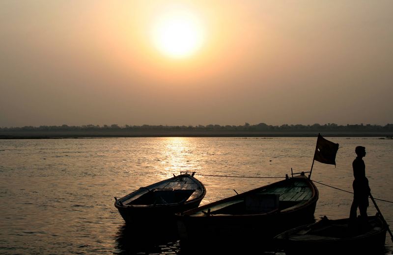 Sonnenaufgang am Ganges