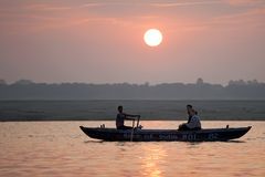 Sonnenaufgang am Ganges 