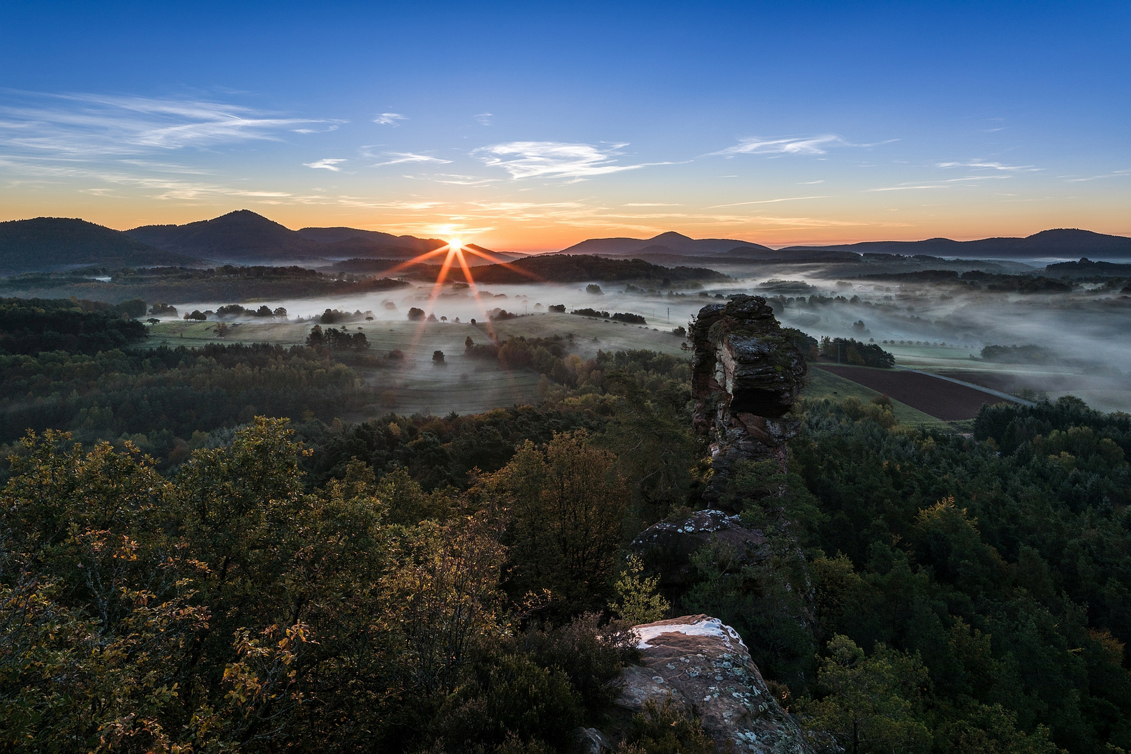 Sonnenaufgang am Geierstein