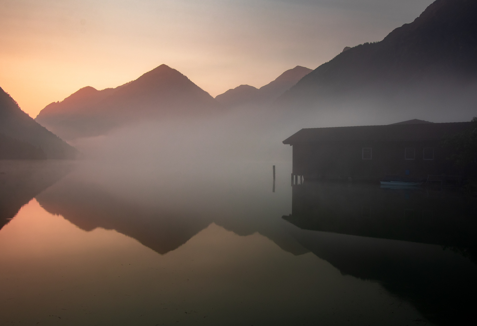 Sonnenaufgang am Heitwanger See