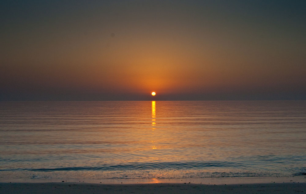Sonnenaufgang am Indischen Ozean
