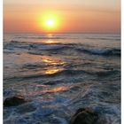 Sonnenaufgang am Indischen Ozean bei Durban, Südafrika