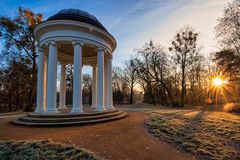 Sonnenaufgang am Ionischen Tempel