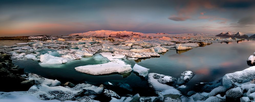 Sonnenaufgang am Jökulsárlón