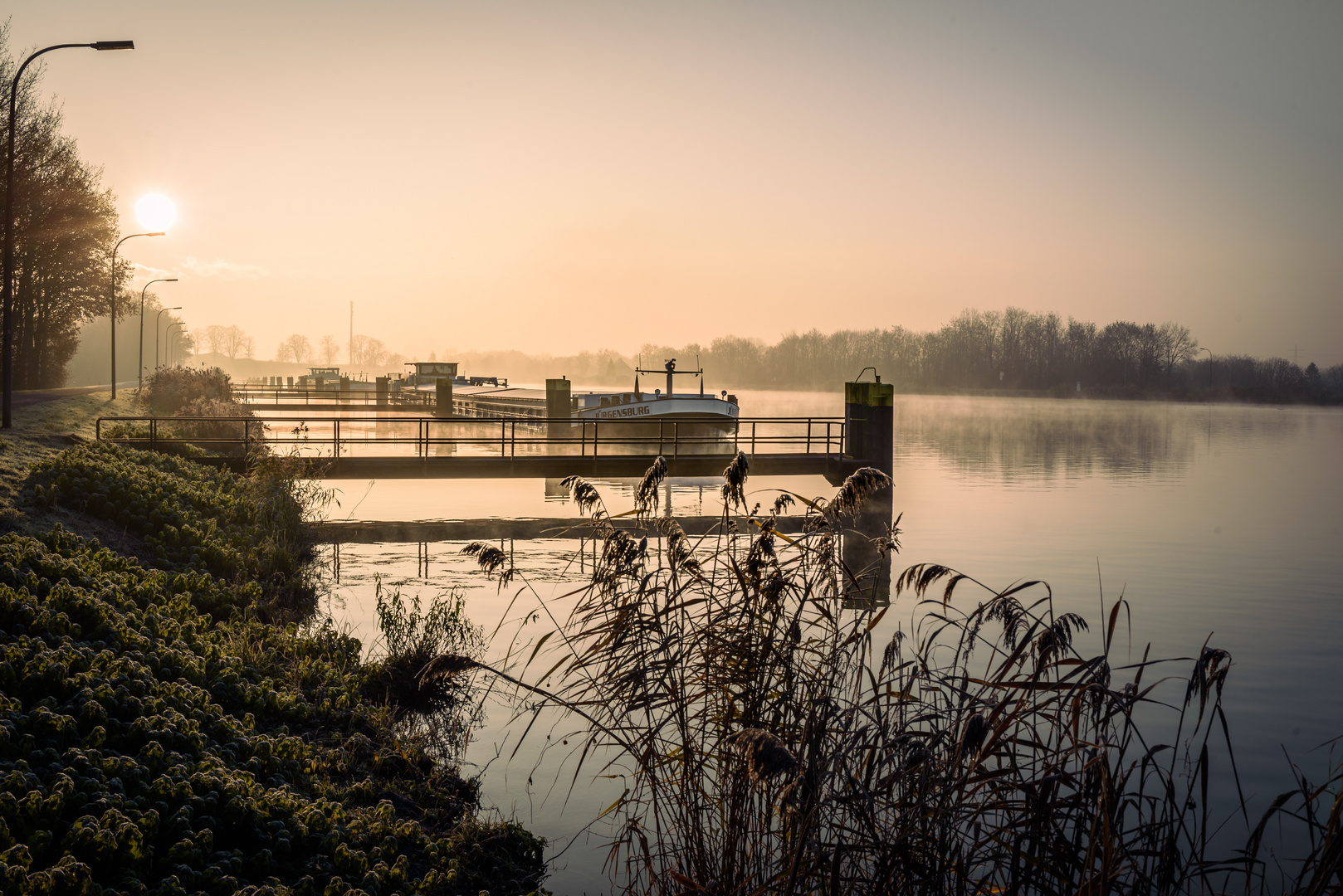 Sonnenaufgang Am Kanal