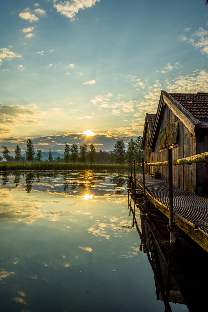 Sonnenaufgang am Kochelsee