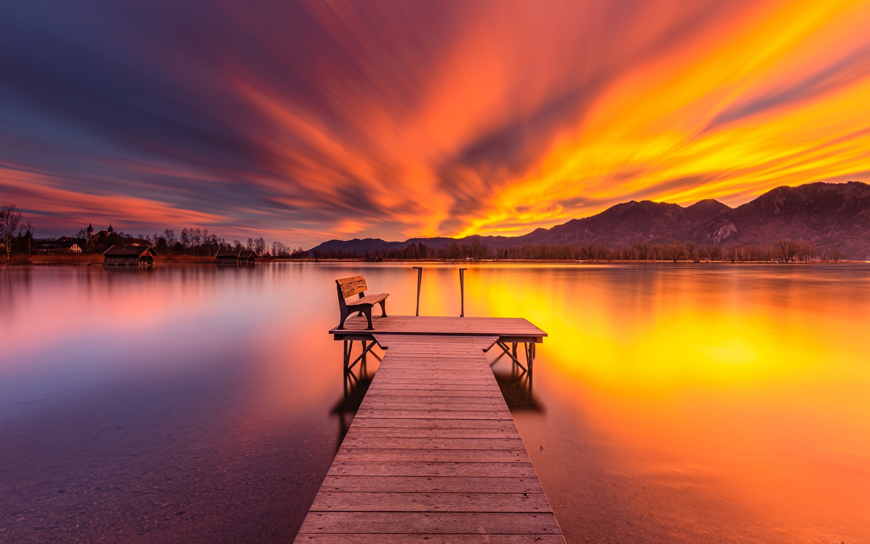 Sonnenaufgang am Kochelsee